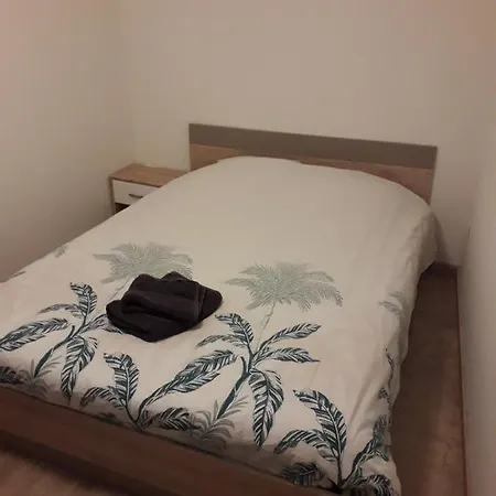 Apartment Agreable Maison 2 Proche Centre Ville